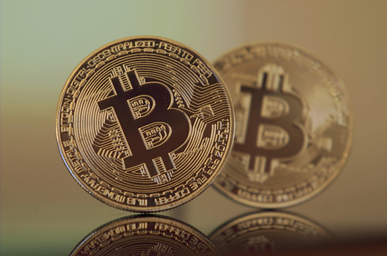 公链Solayer推出USDC结算的金融卡！刷卡有机会获得代币Layer